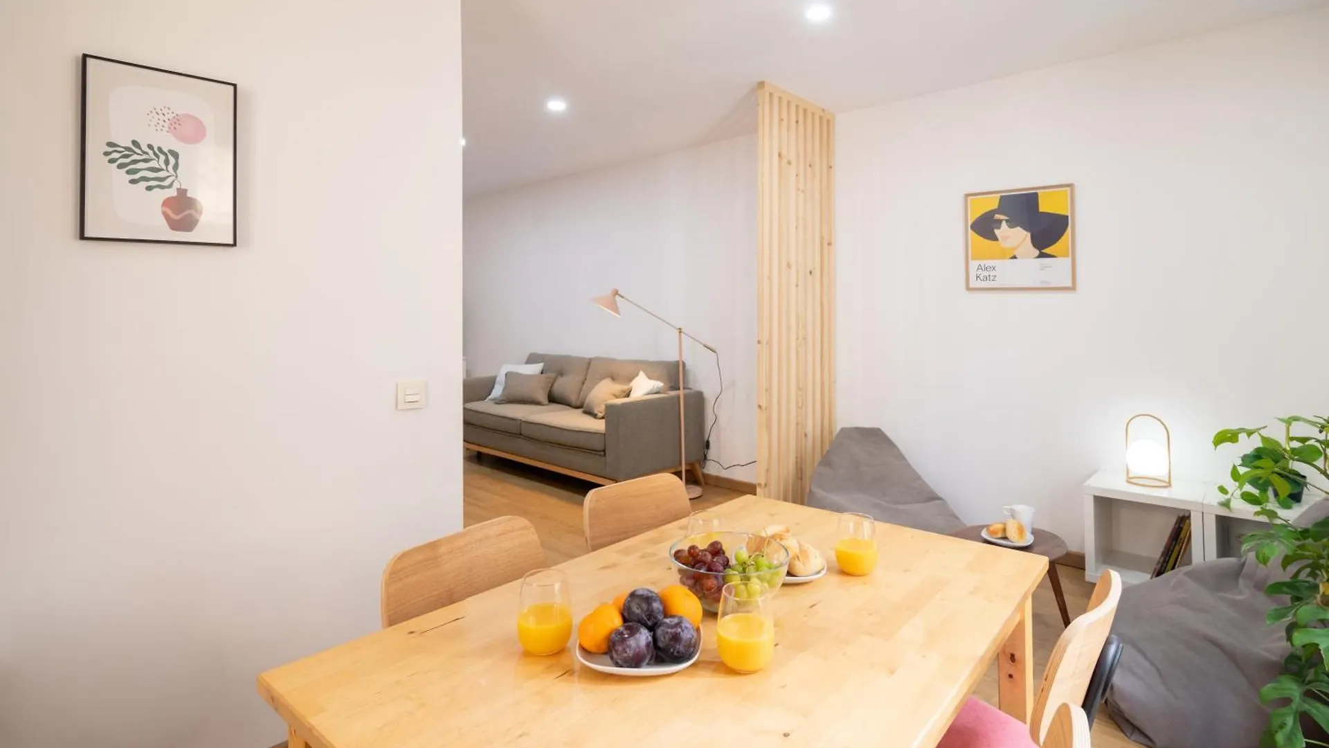 Comfy Stay Barcelona Cathedral 0*,
