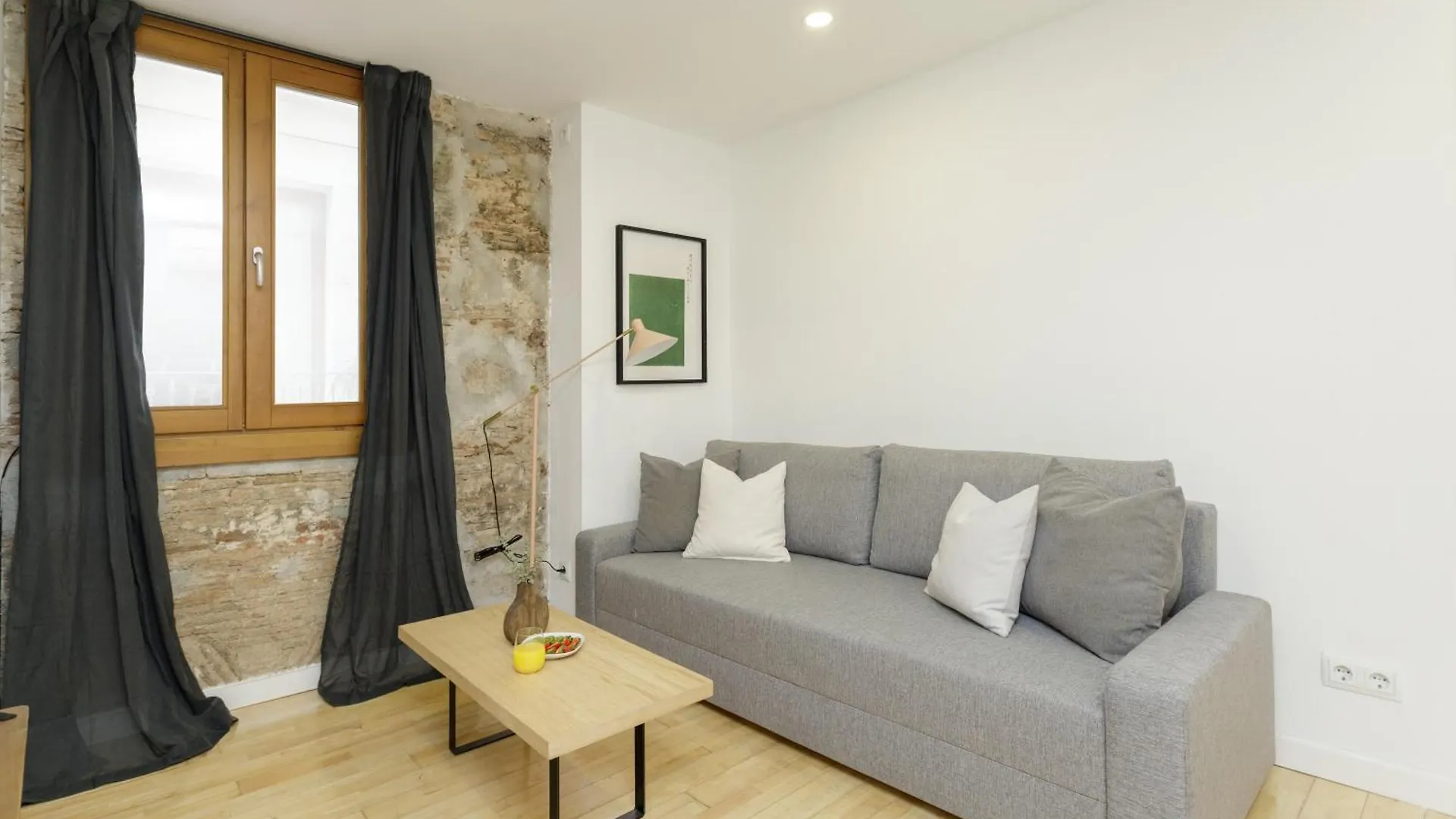 Apartment Comfy Stay Barcelona Cathedral