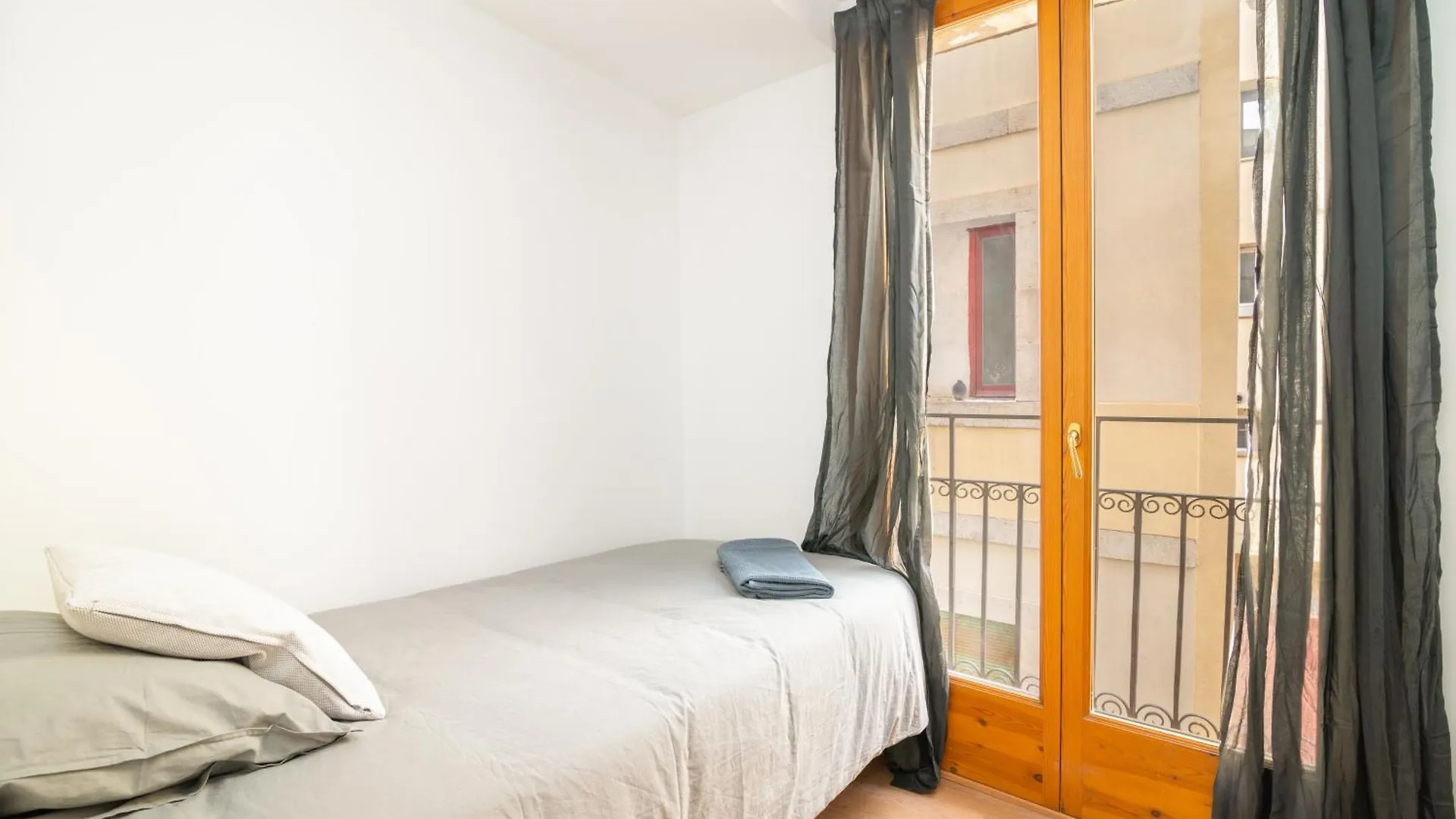 Comfy Stay Barcelona Cathedral 0*,