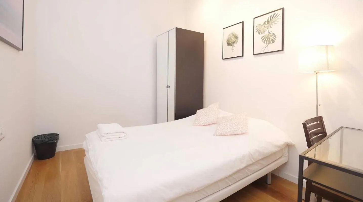 Comfy Stay Barcelona Cathedral 0*,