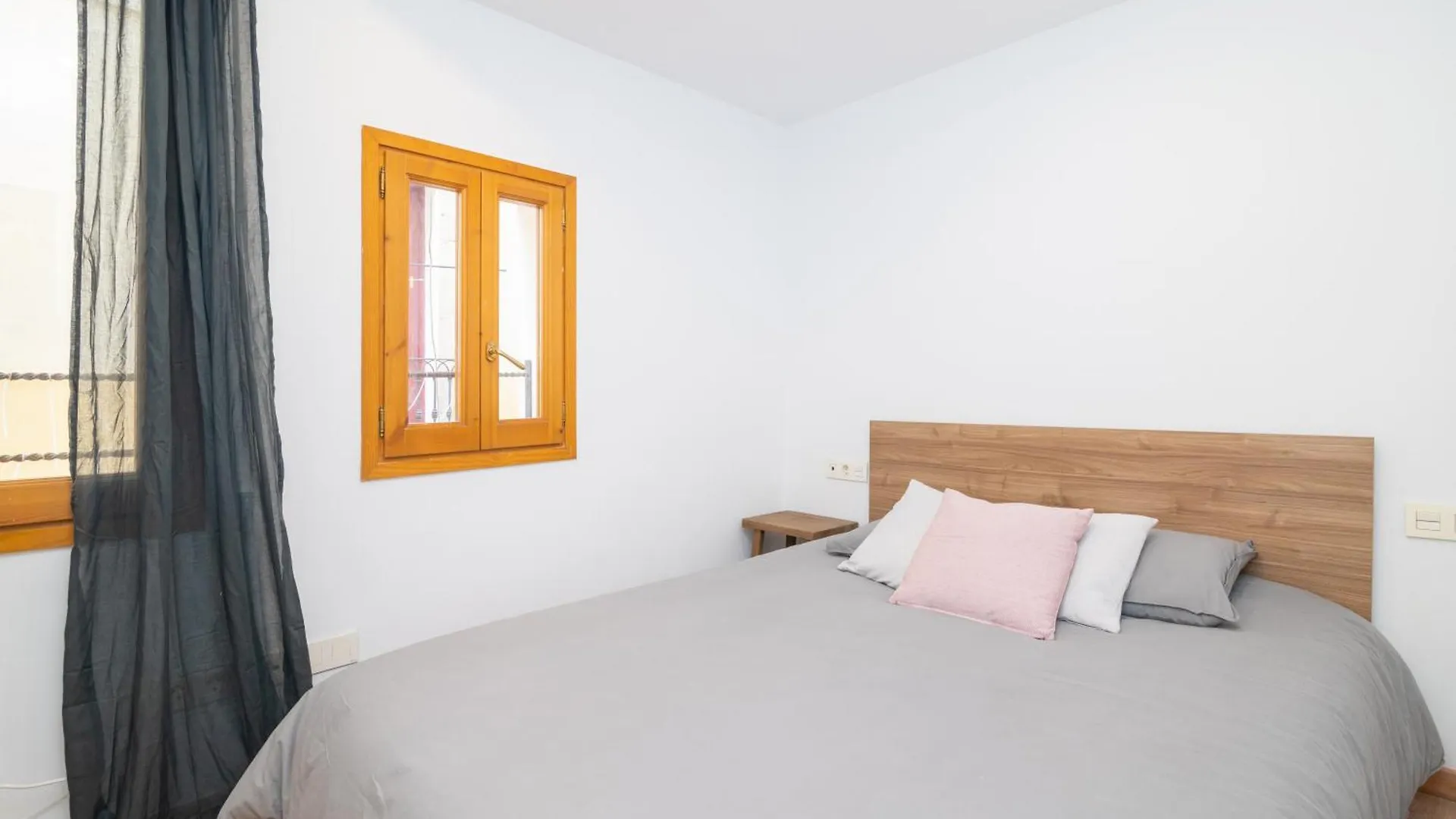 Comfy Stay Barcelona Cathedral Spain