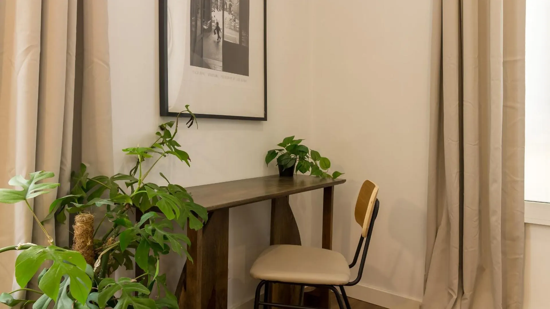 Apartment Comfy Stay Barcelona Cathedral Spain