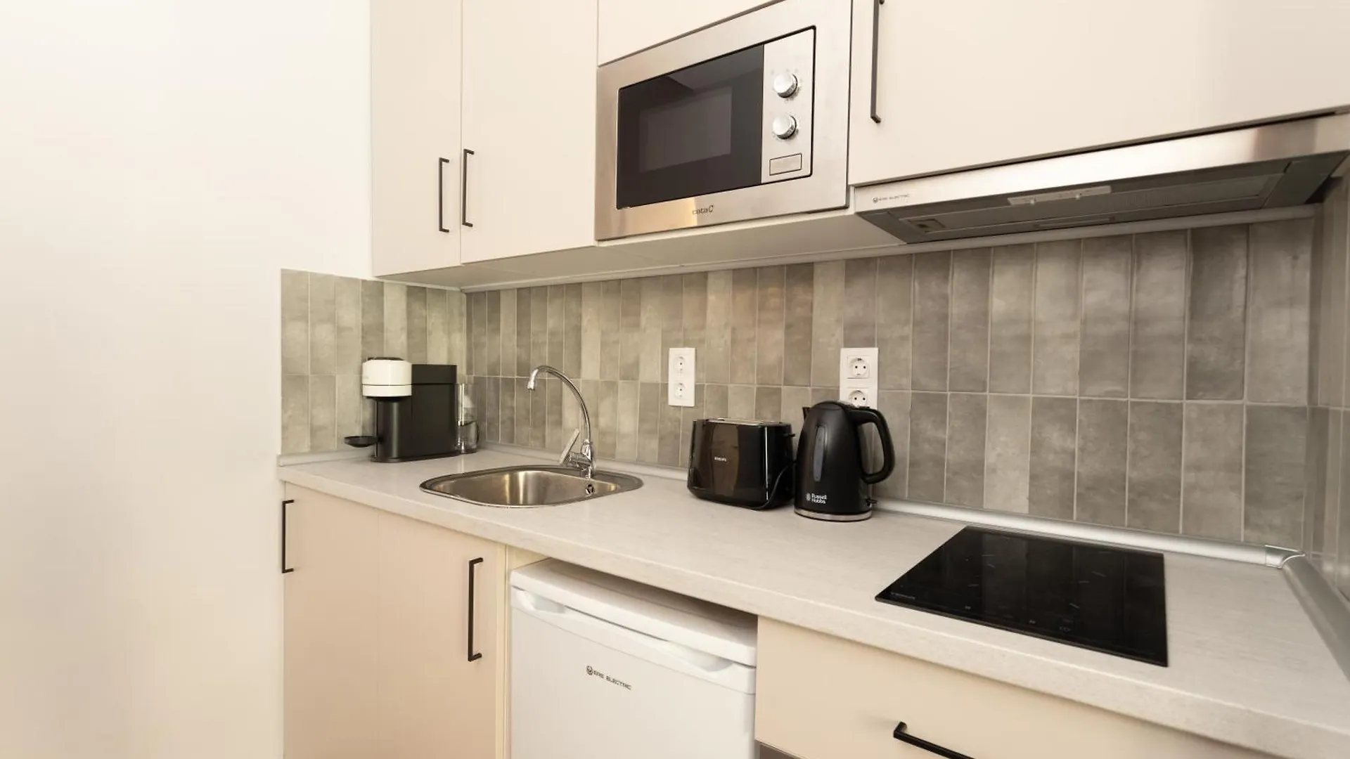 Comfy Stay Barcelona Cathedral Apartment