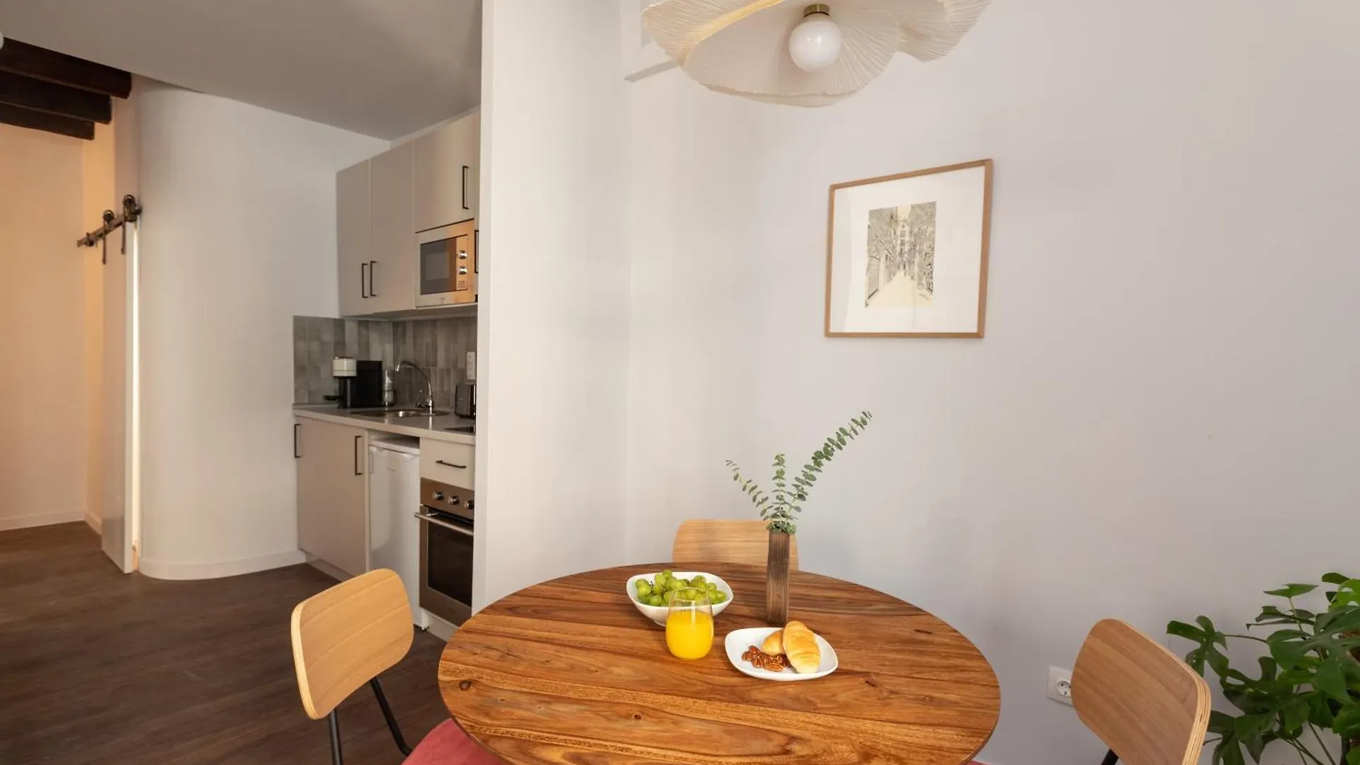 Comfy Stay Barcelona Cathedral Apartment