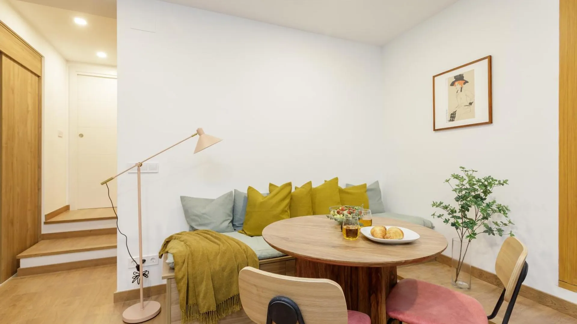 Comfy Stay Barcelona Cathedral 0*,